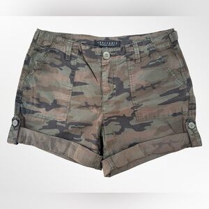 Sanctuary / EUC Women’s Green and Brown Cargo Shorts with Camo Design Sz 26